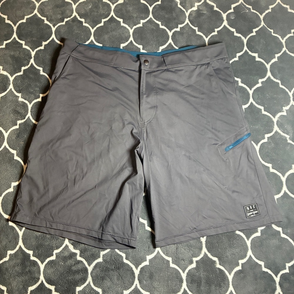 NRS Guide Wear Shorts Mens 40 Gray Nylon Spandex Water Hiking Kayak Fishing